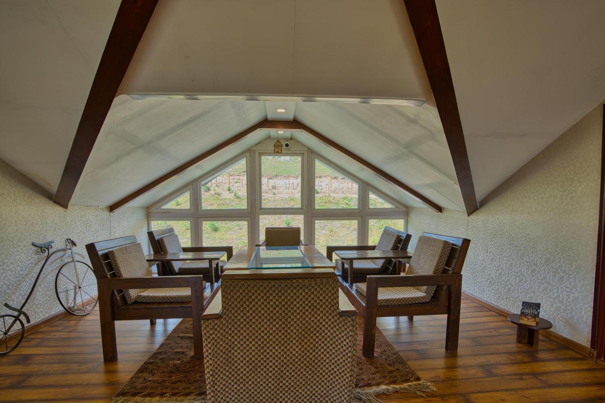 Golden Meadows Hotels & Resorts Sonāmarg Zewnętrze zdjęcie